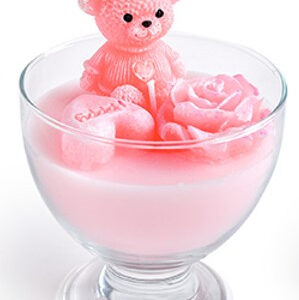 Świeca w pucharku MIŚ woskowa 11x14cmróżowa